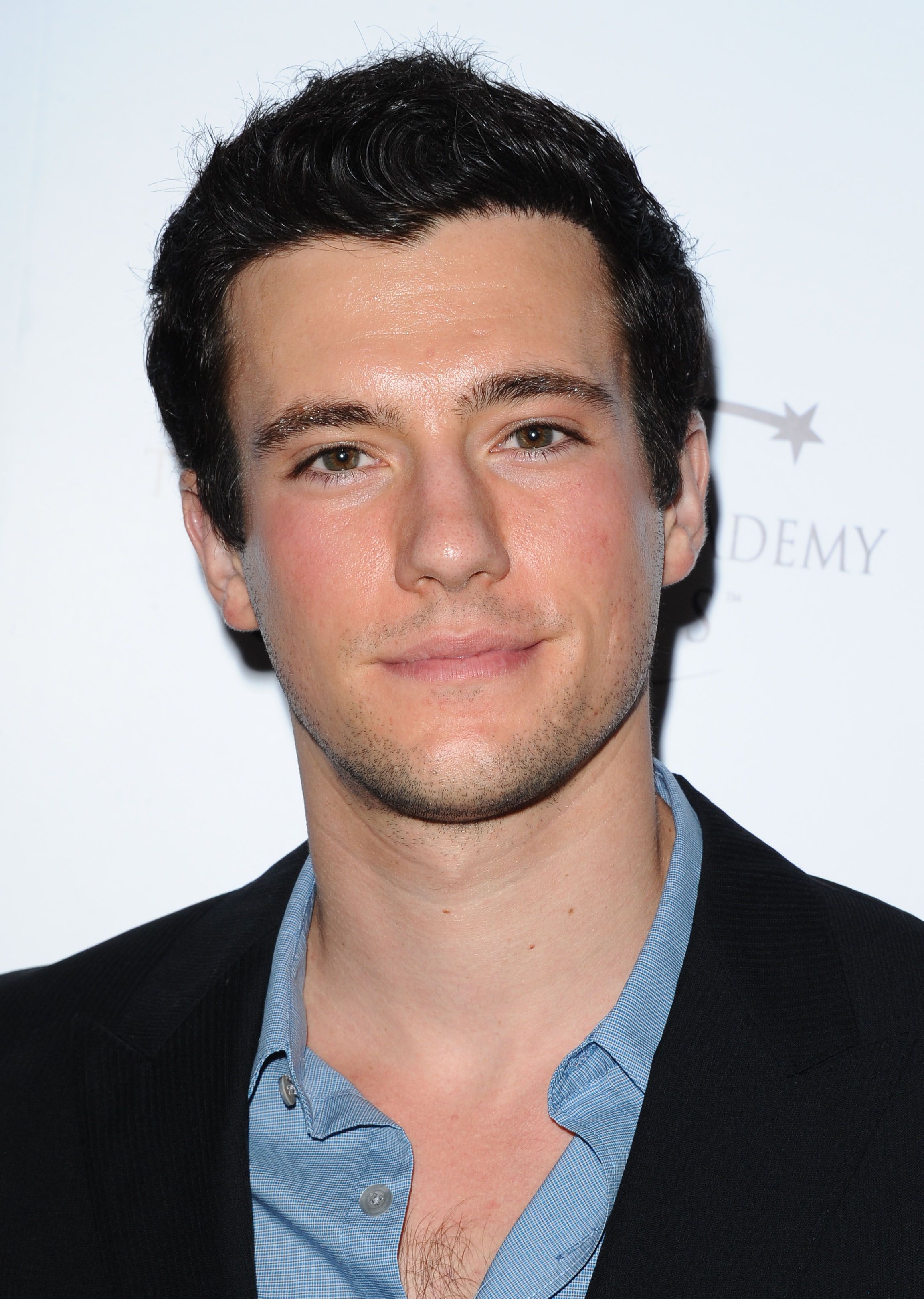 Headshot Of Drew Roy