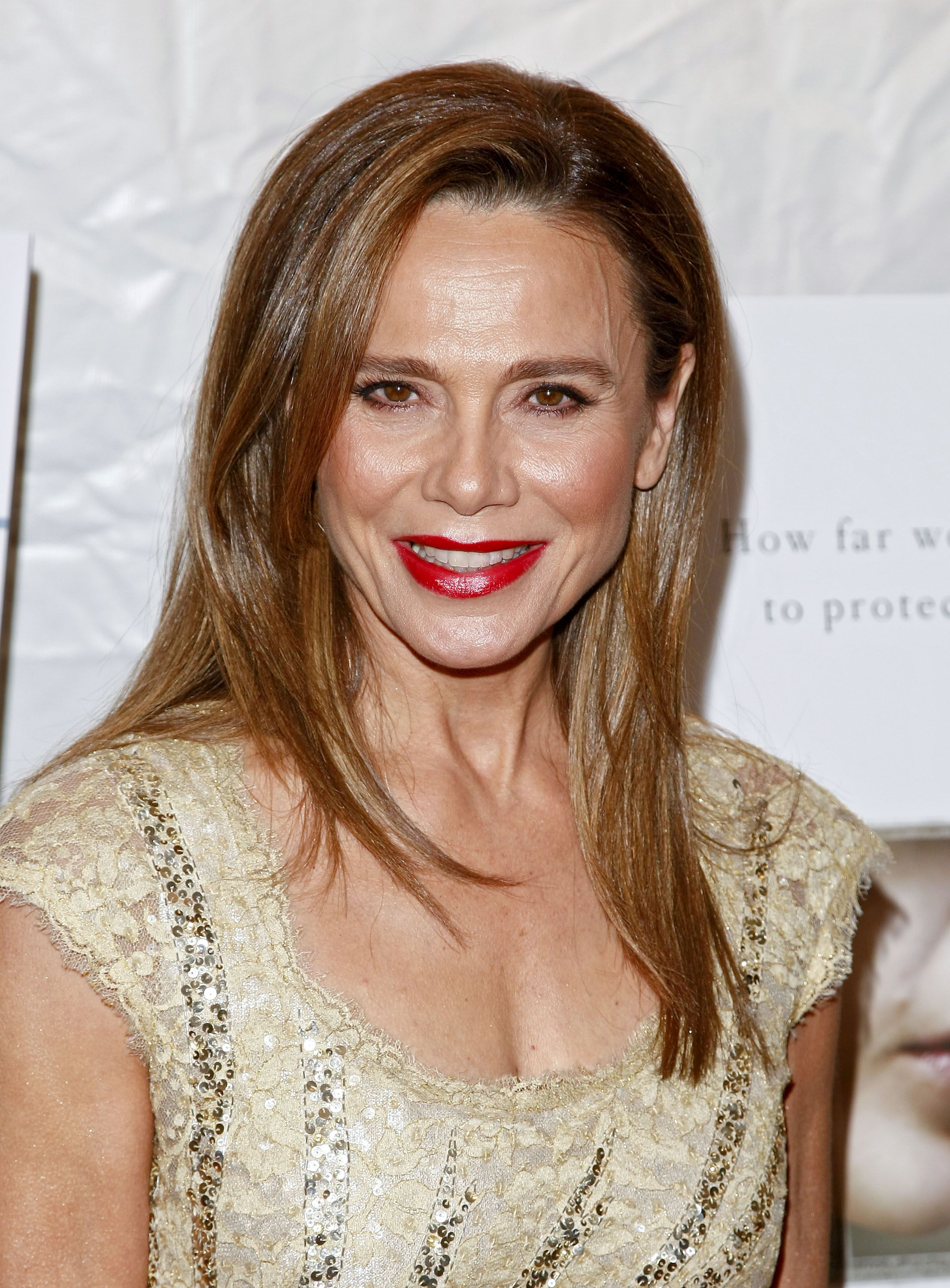 Headshot aOf Lena Olin