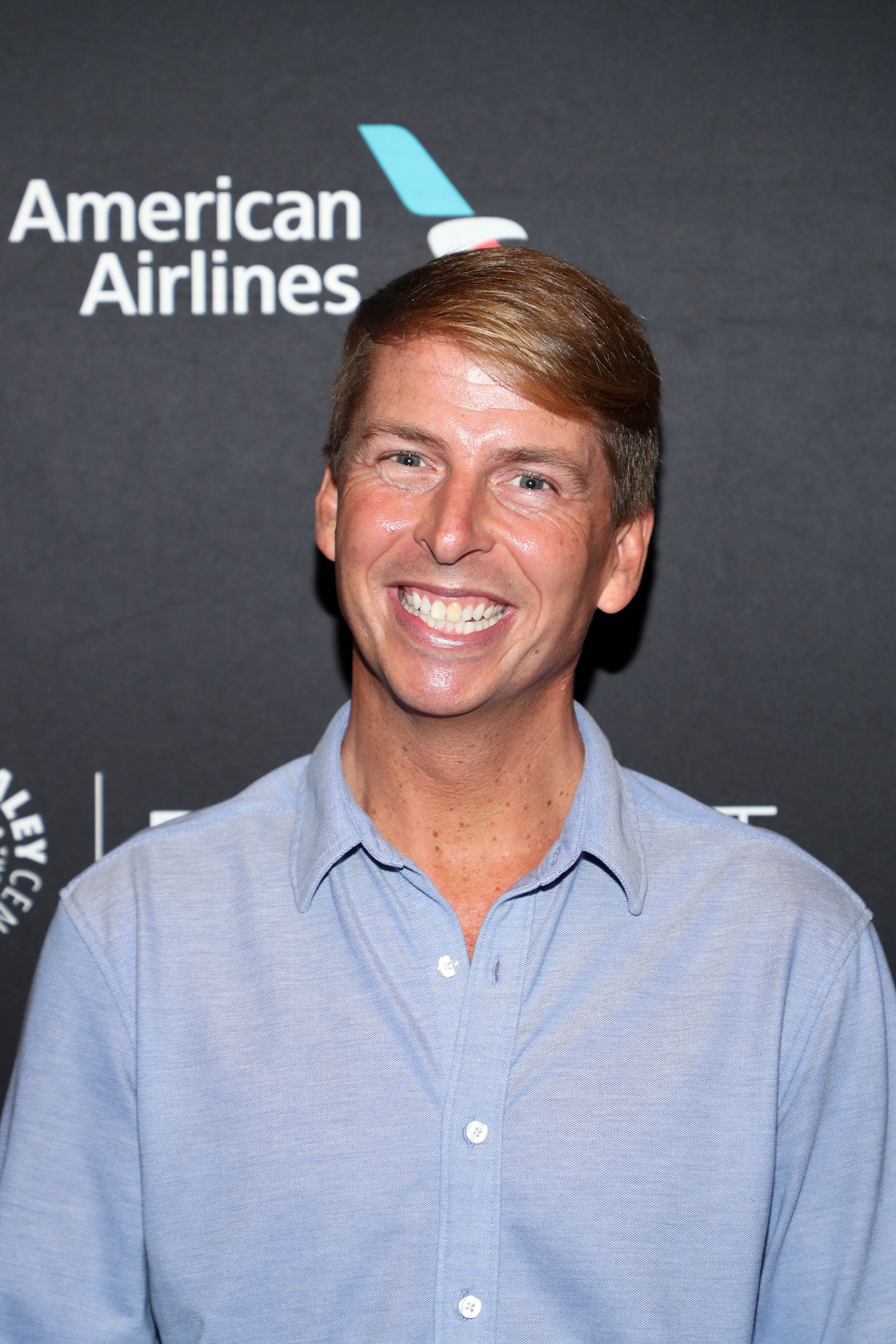 Headshot of Jack McBrayer