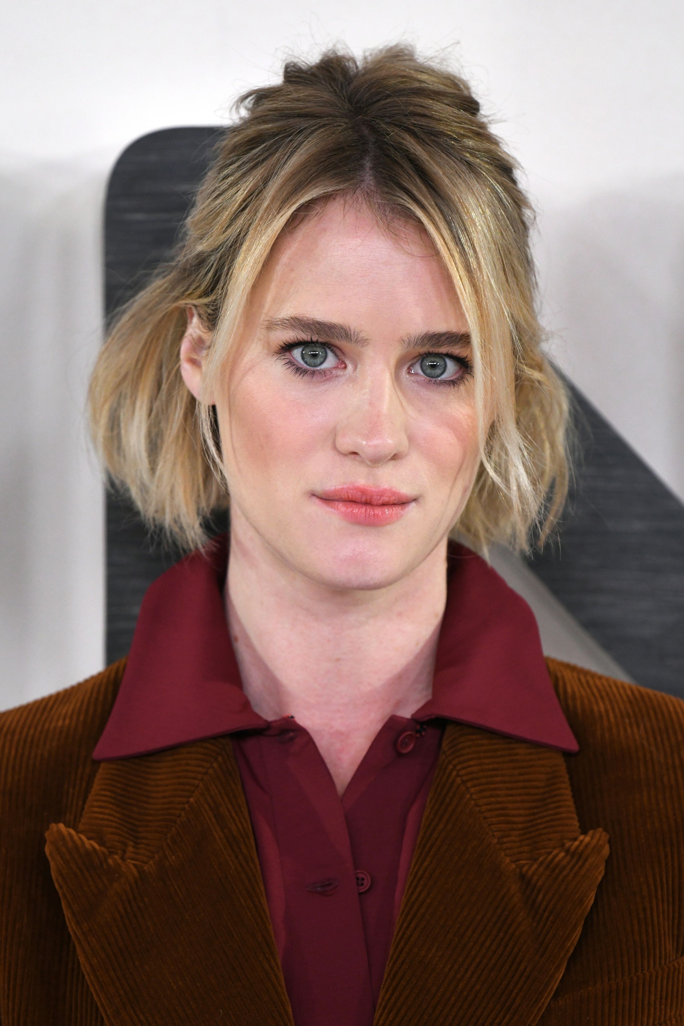 Headshot Of Mackenzie Davis