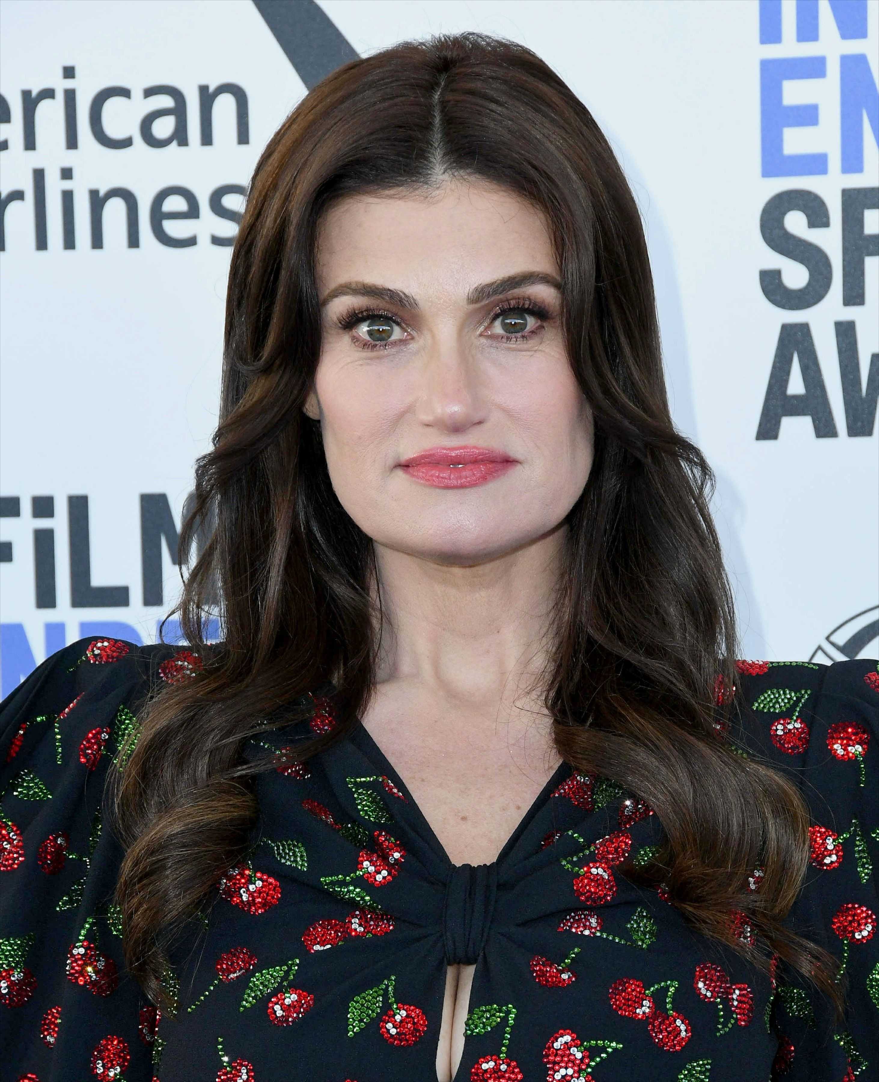 Фотография Идины Мензел