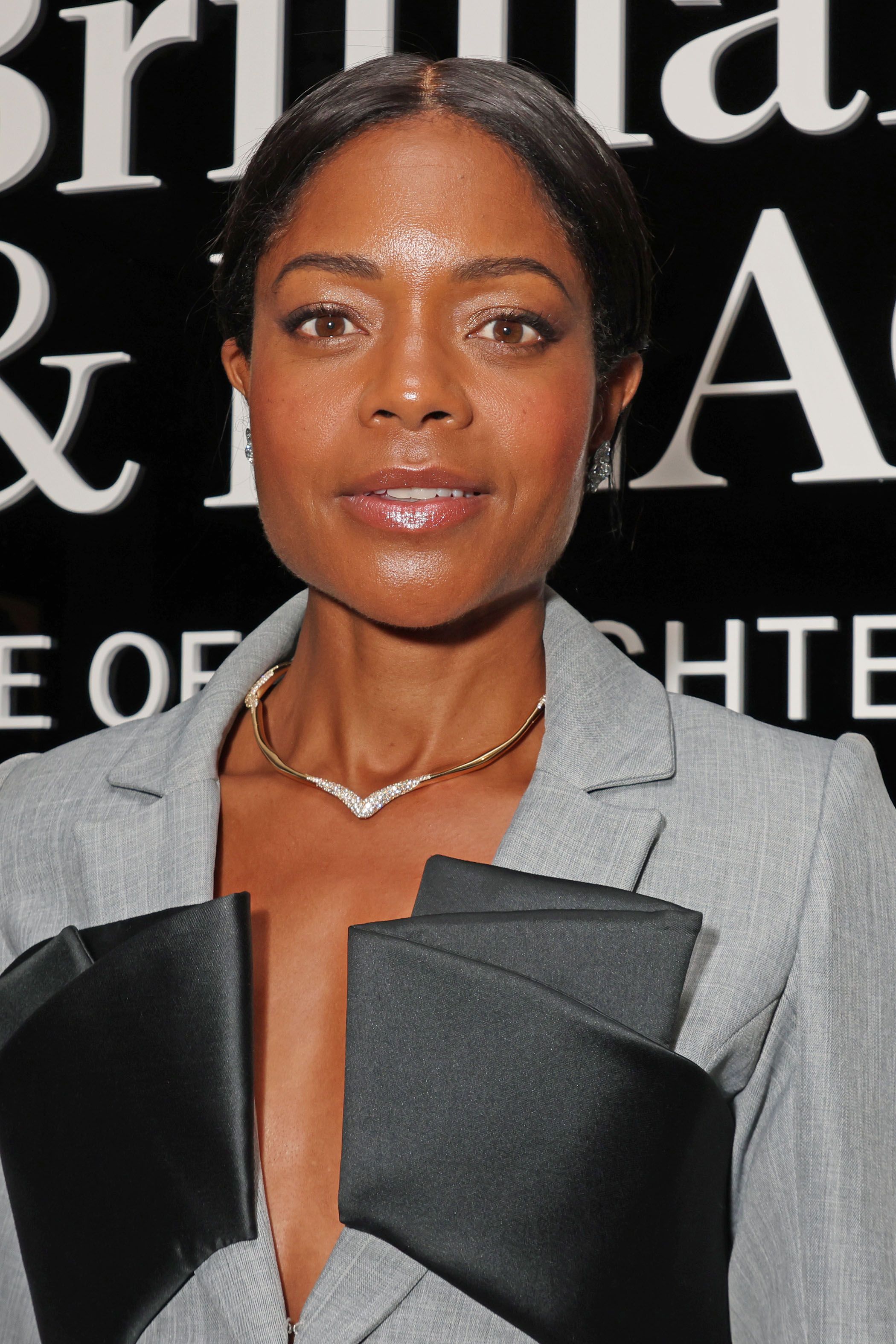 Headshot Of Naomie Harris