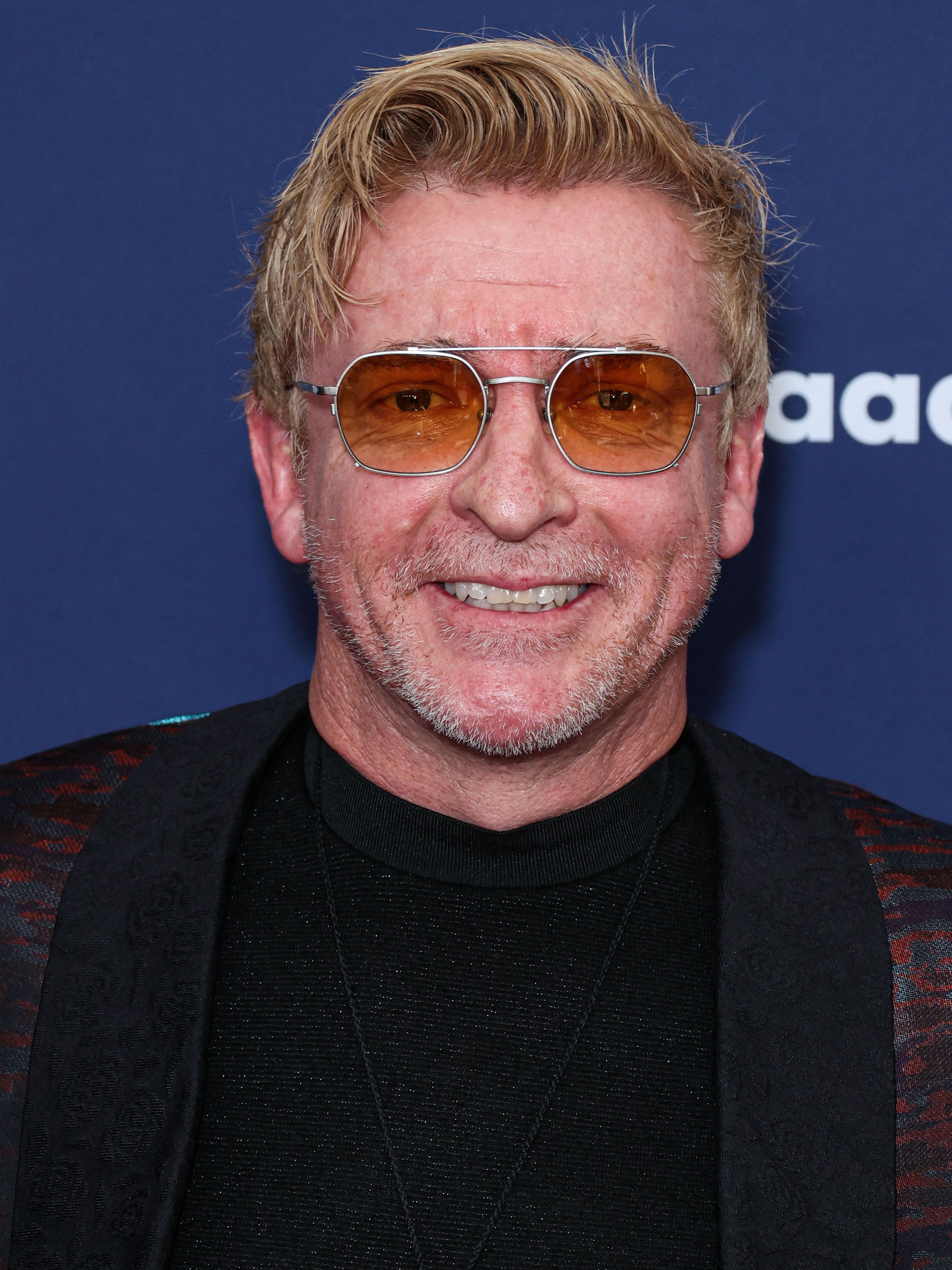 Headshot of Rhys Darby