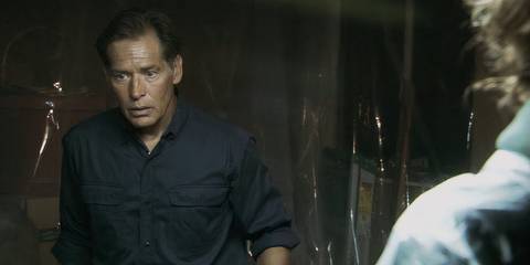 Harry Morgan (James Remar) looks shocked and appalled as he walks in on Dexter killing Juan Ryness in Dexter season 2, episode 10