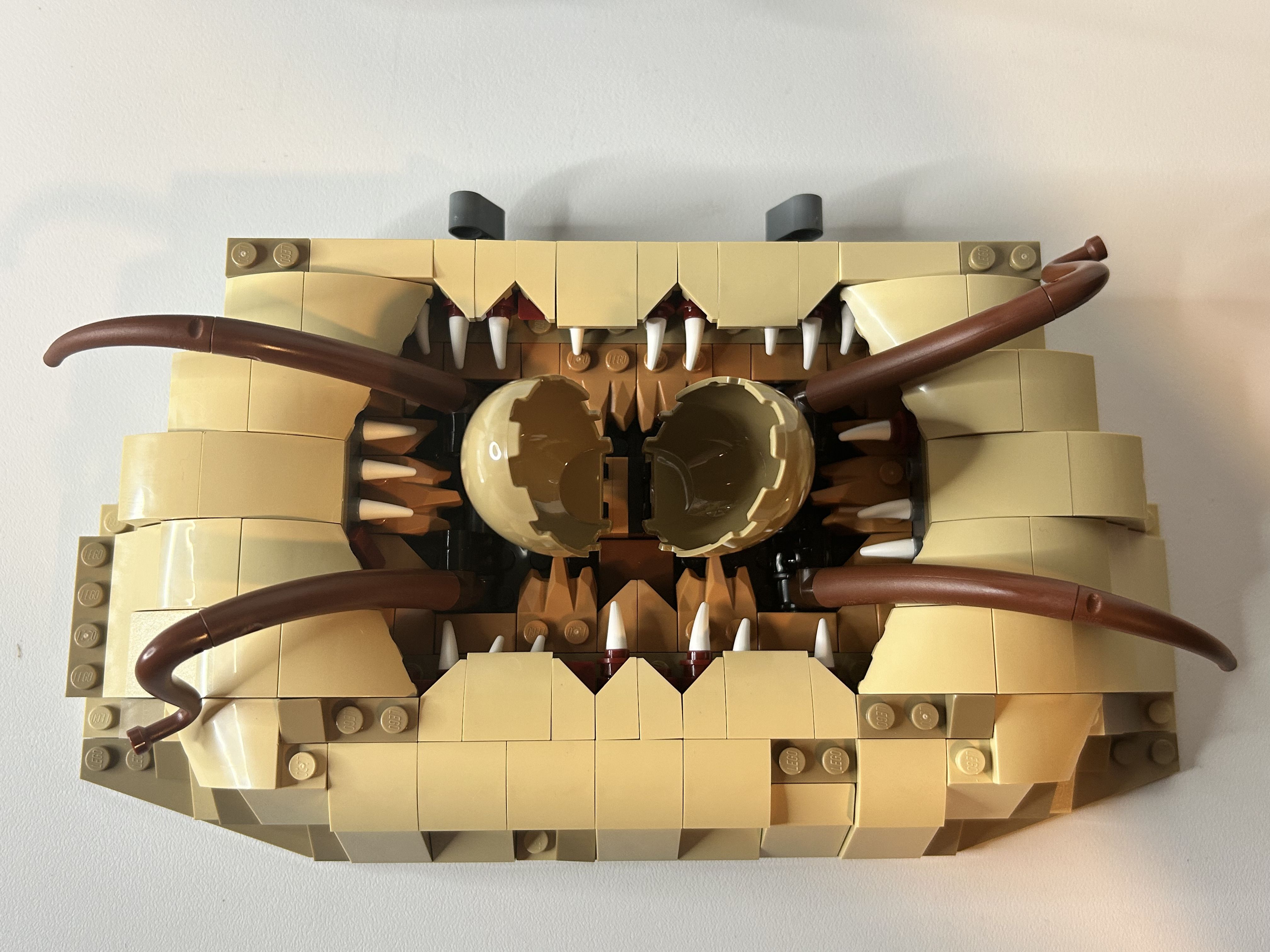 Return of the Jedi's Sarlacc Pit Gets The Brick-Built LEGO Treatment (Review)