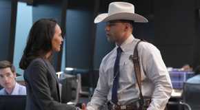 Carlos shaking hands with the call center supervisor in 9-1-1: Lone Star season 5, episode 1.