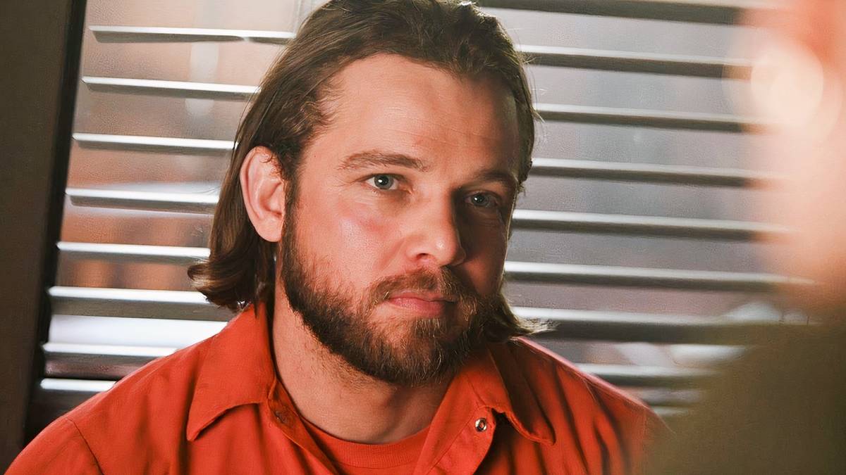 Fire Country Season 3 Image Introduces New Inmate Firefighter With ...