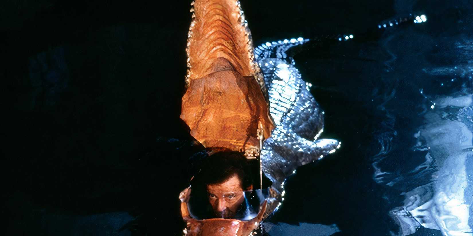 james bond's crocodile submarine in octopussy
