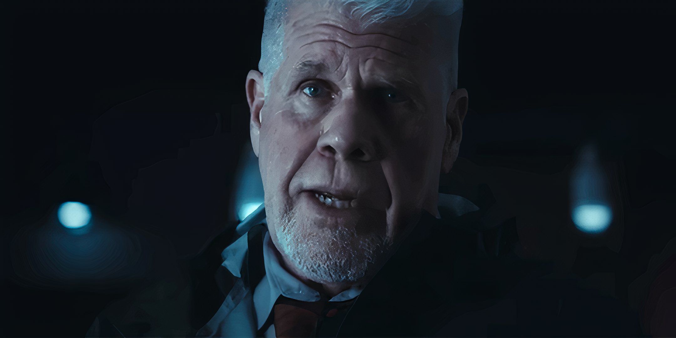 Ron Perlman de Succubus habla sobre la originalidad de la película de terror, los disparos aislados y el futuro de los Transformers