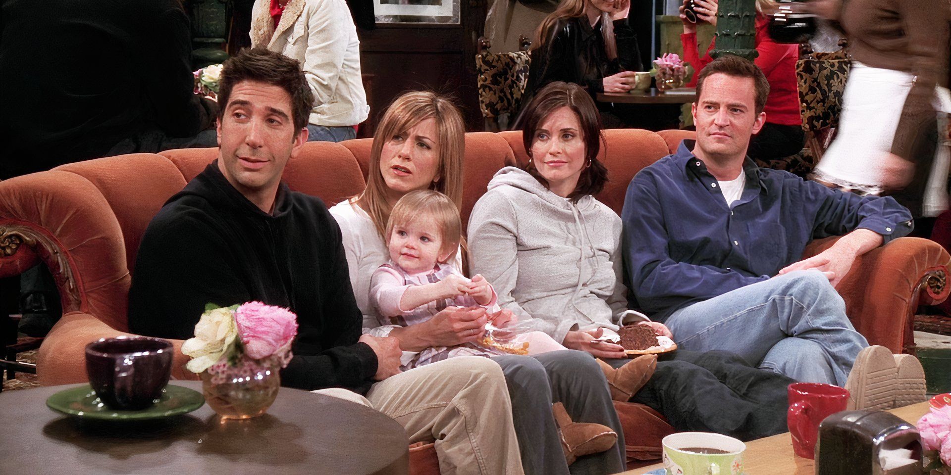 10 Biggest Ways Friends Changed Between Season 1 & The Final Episode