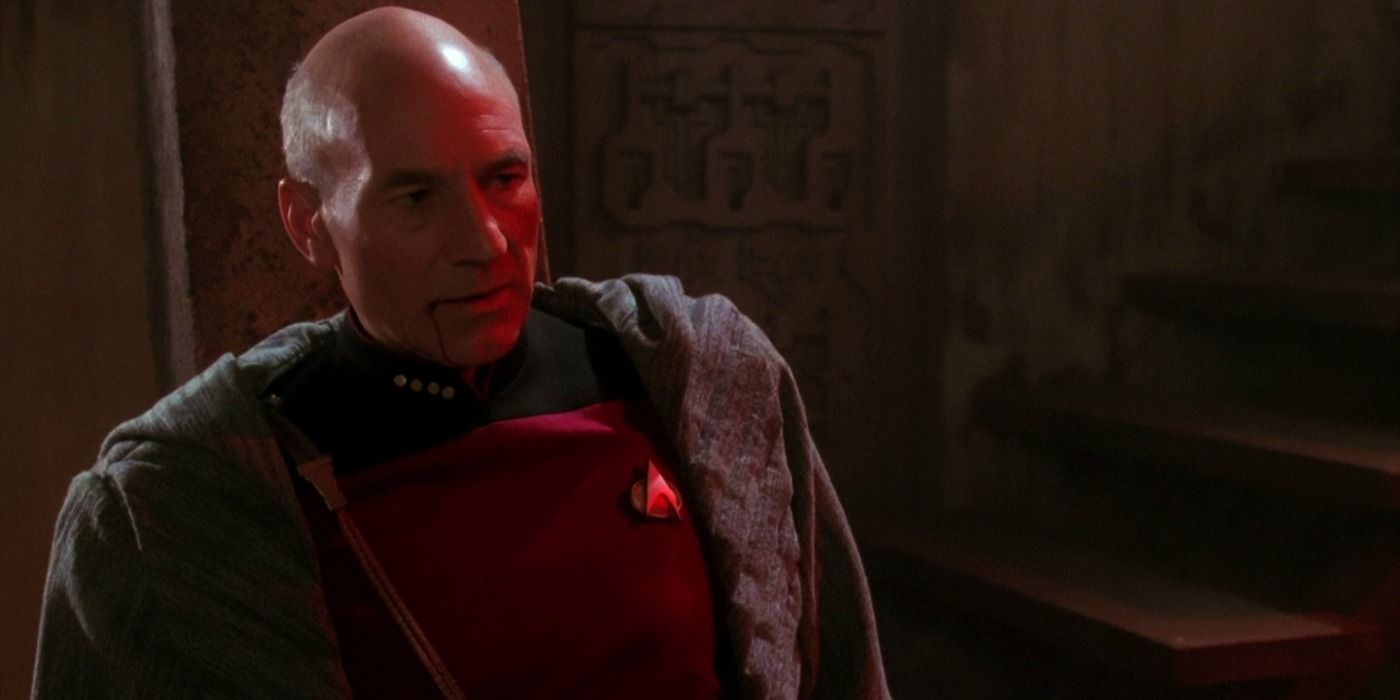 Captain Picard Is Just As Badass As Worf In Star Trek: TNG's First Big Klingon Episode