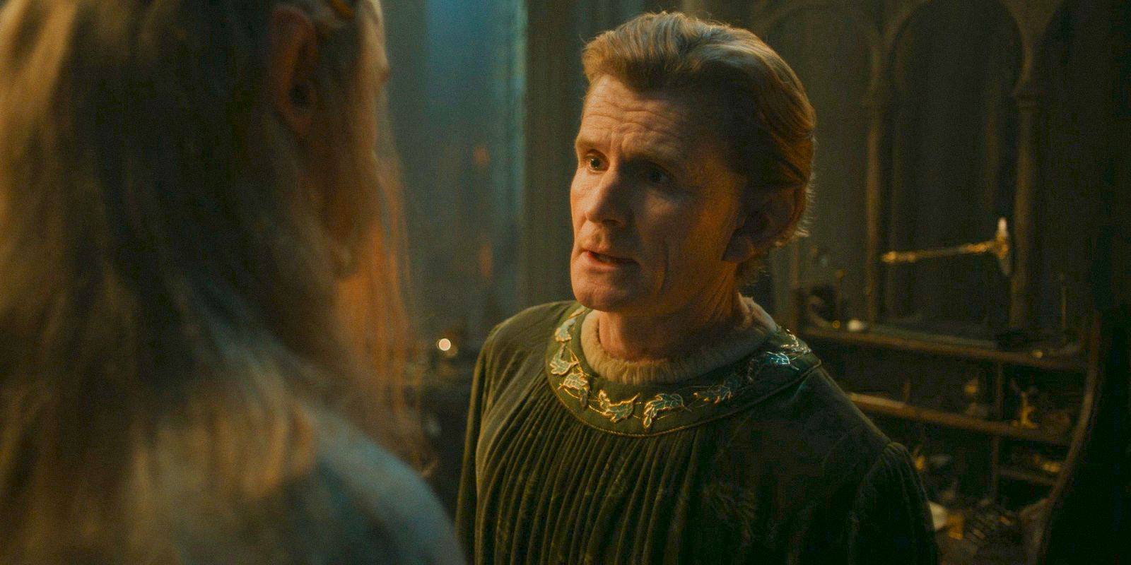 Celebrimbor (Charles Edwards) discussing with Sauron the issue of forging the rings in The Lord of the Rings: The Rings of Power Season 2 Episode 5