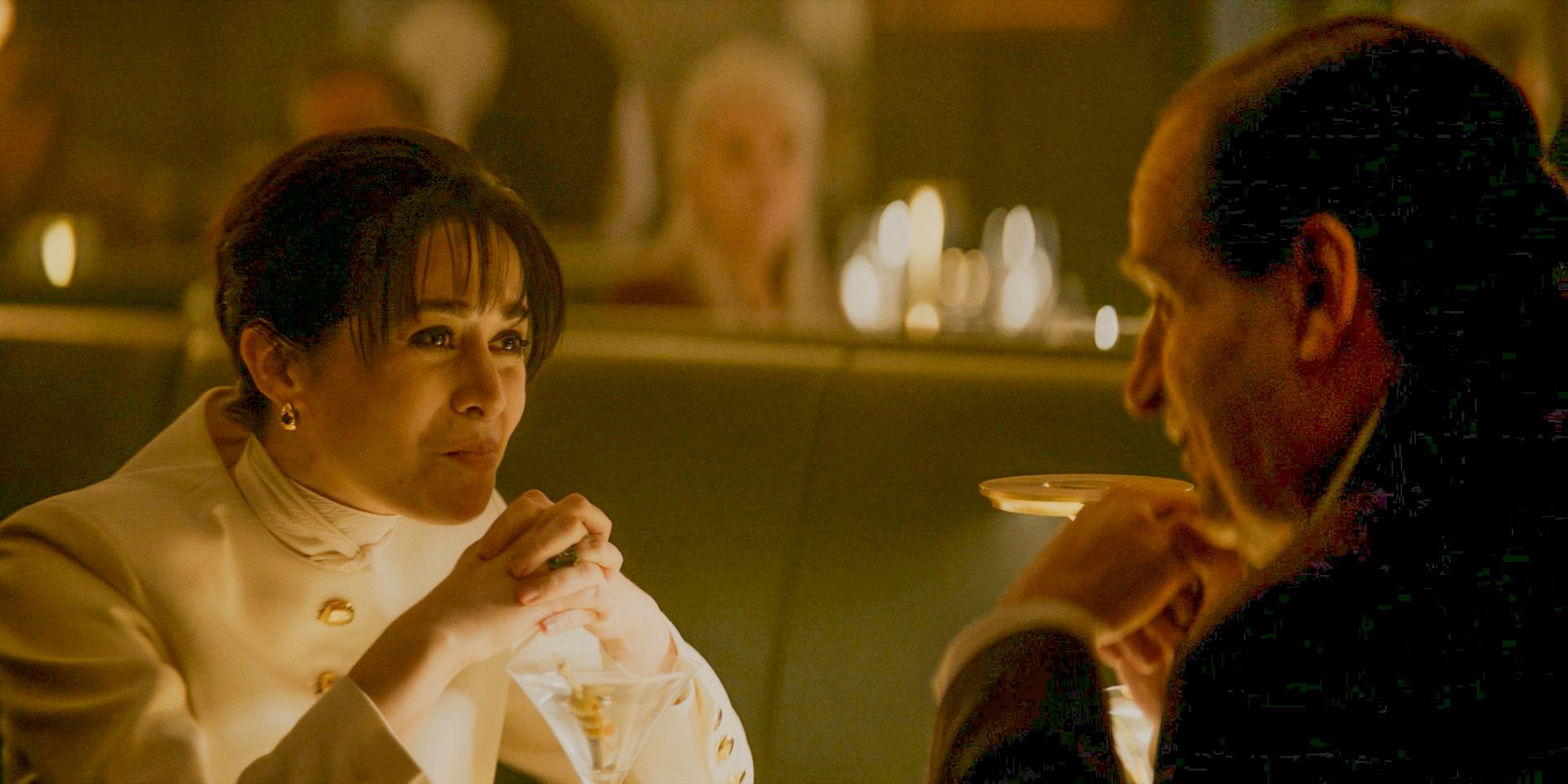 Sofia Falcone (Cristin Milioti) and Oz having dinner in The Penguin Season 1 Episode 1