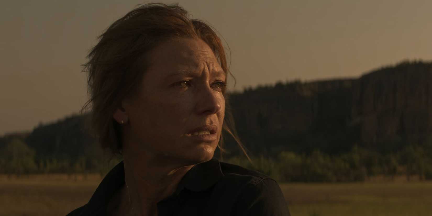 Anna Torv looking emotional as Emily Lawson in Territory