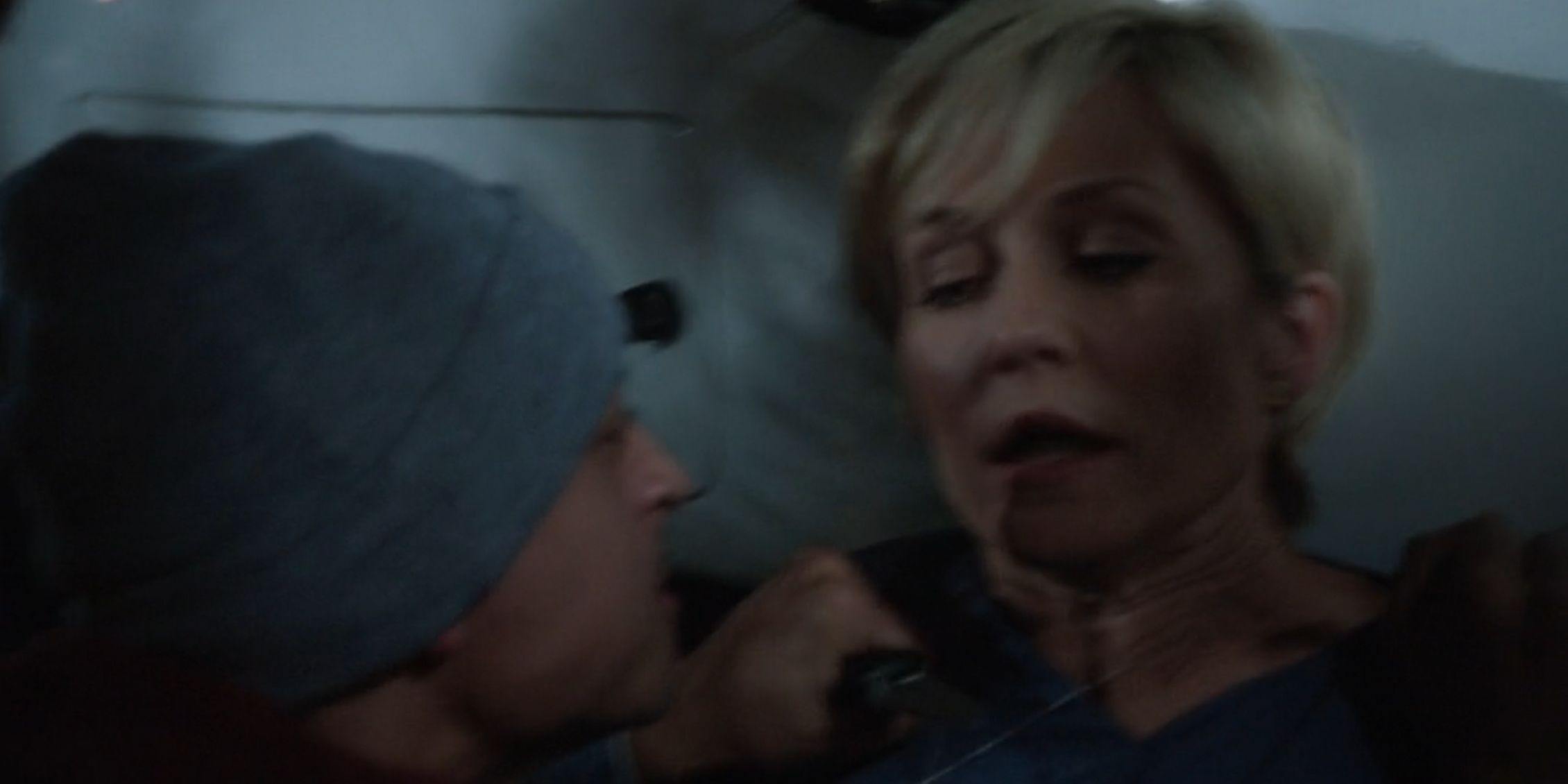 Blue Bloods Linda faces a mugger with a knife