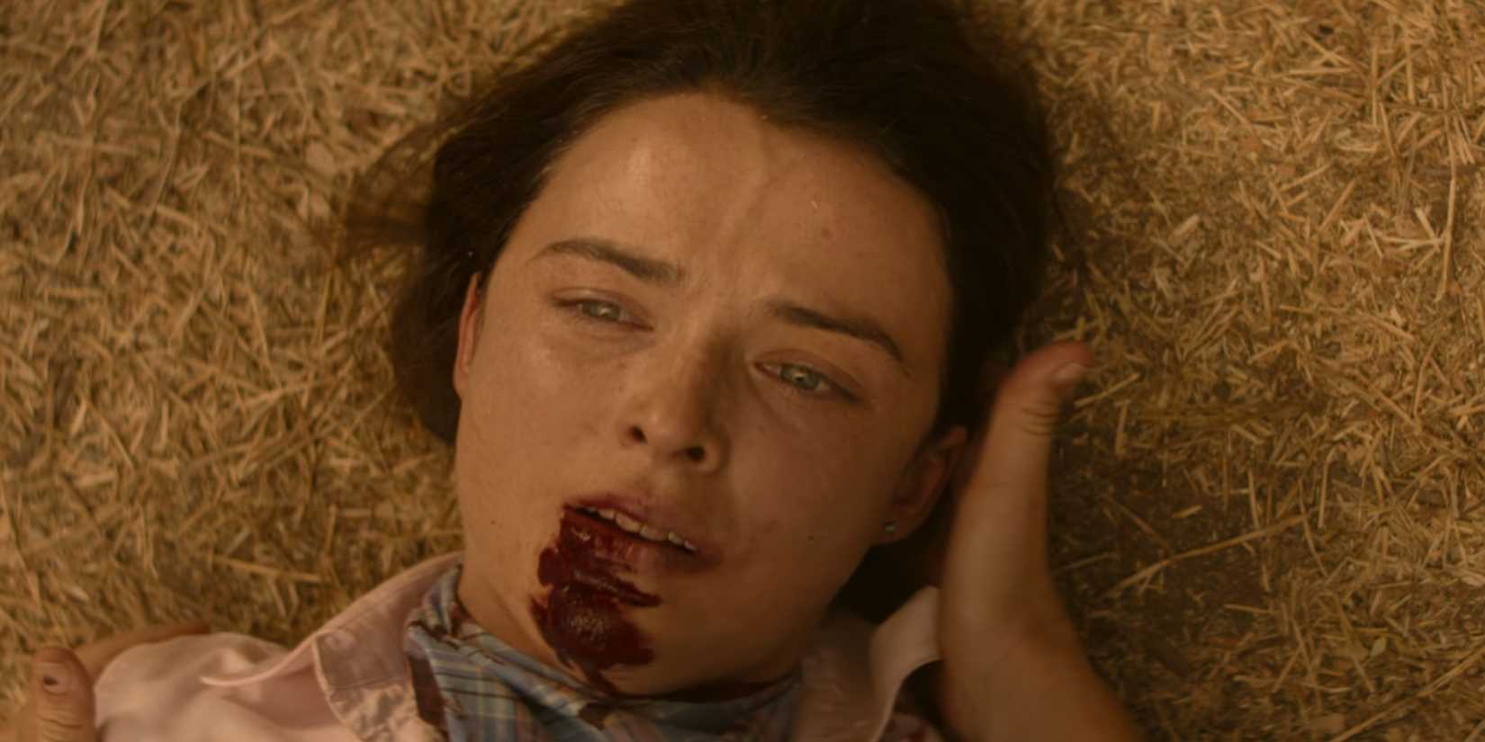 Philipa Northeast como Susie Lawson em Territory