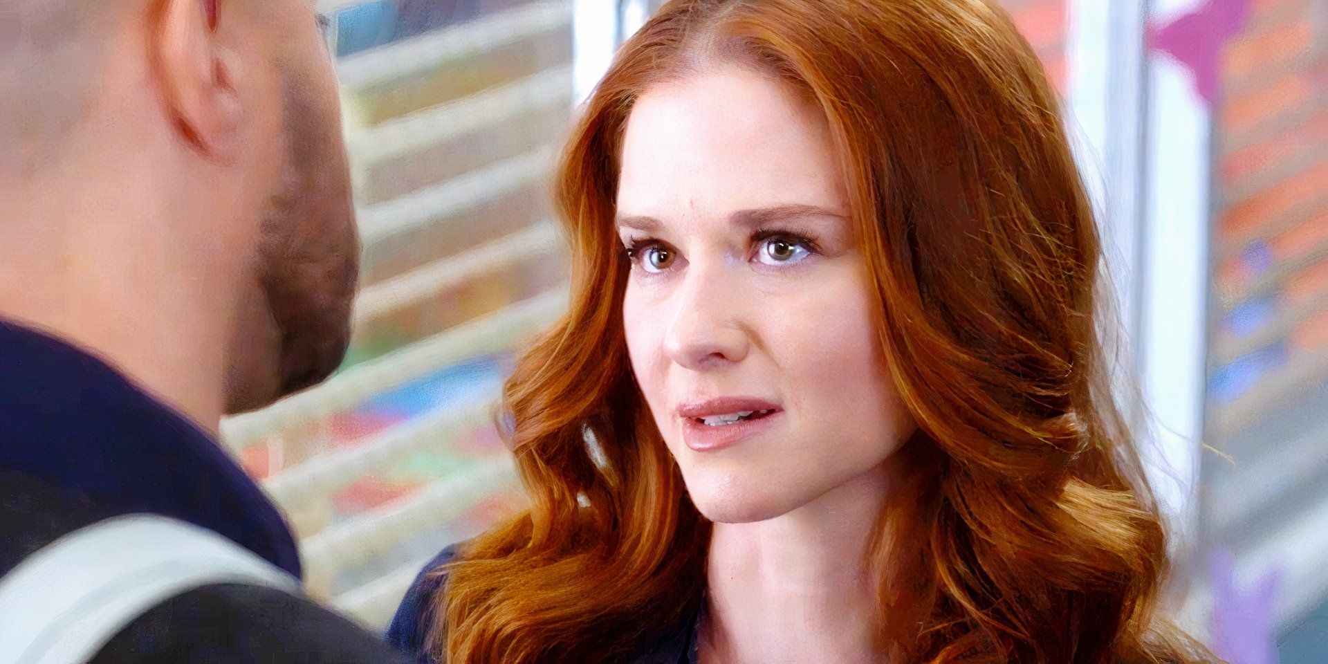 Why Sarah Drew's April Kepner Left Grey's Anatomy Season 14 (& Came Back In Season 17)