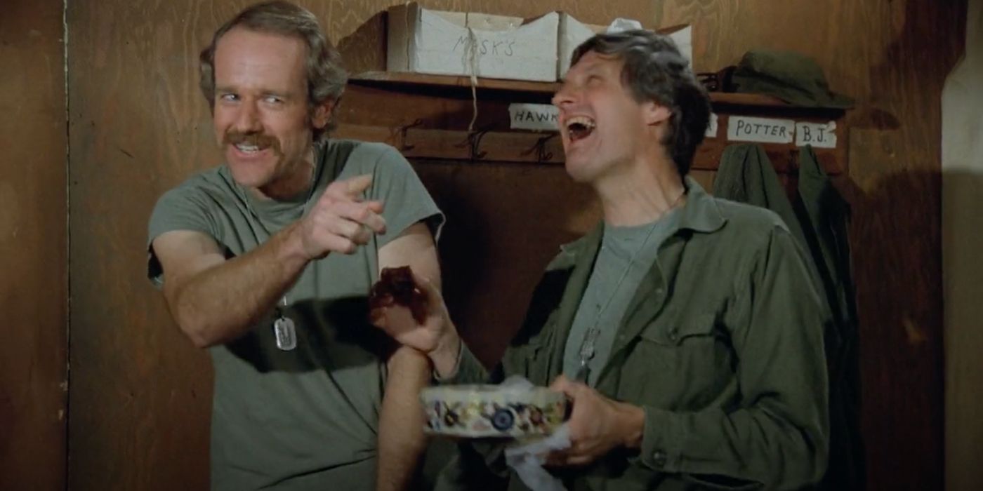 10 Funniest Episodes Of MASH