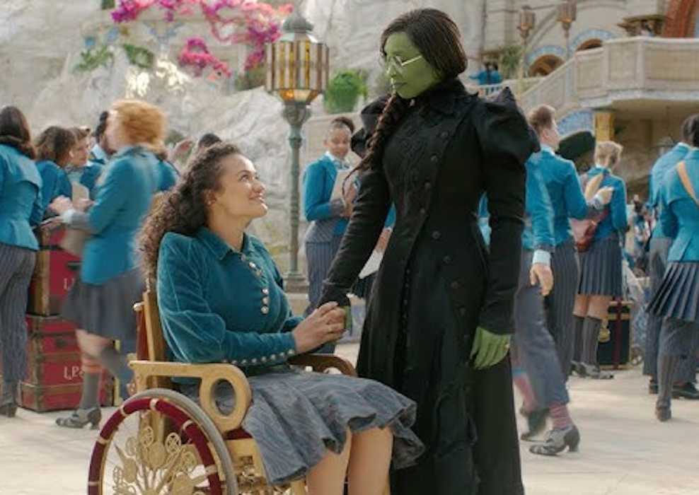 One Daring Creative Choice In 1939's Wizard Of Oz Is Now A Huge Part Of Wicked's Story One Daring Creative Choice In 1939's Wizard Of Oz Is Now A Huge Part Of Wicked's Story