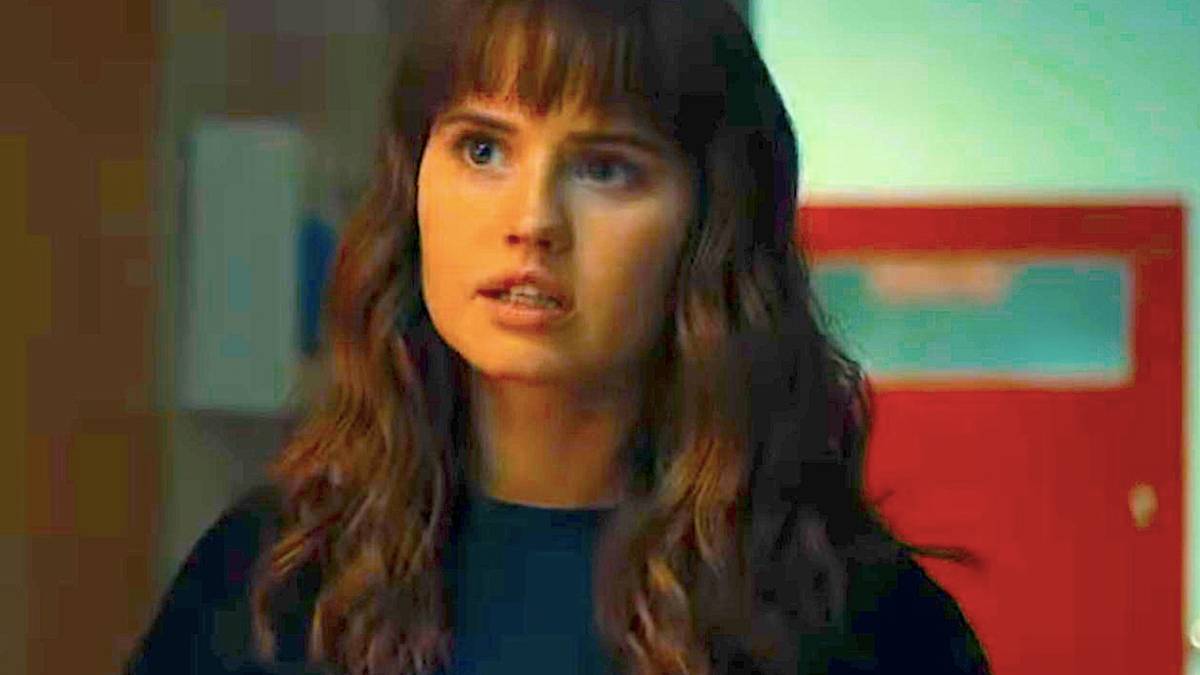 American Horror Stories Season 4: The Thing Under The Bed Cast \u0026 Character  Guide, image size:1200x675