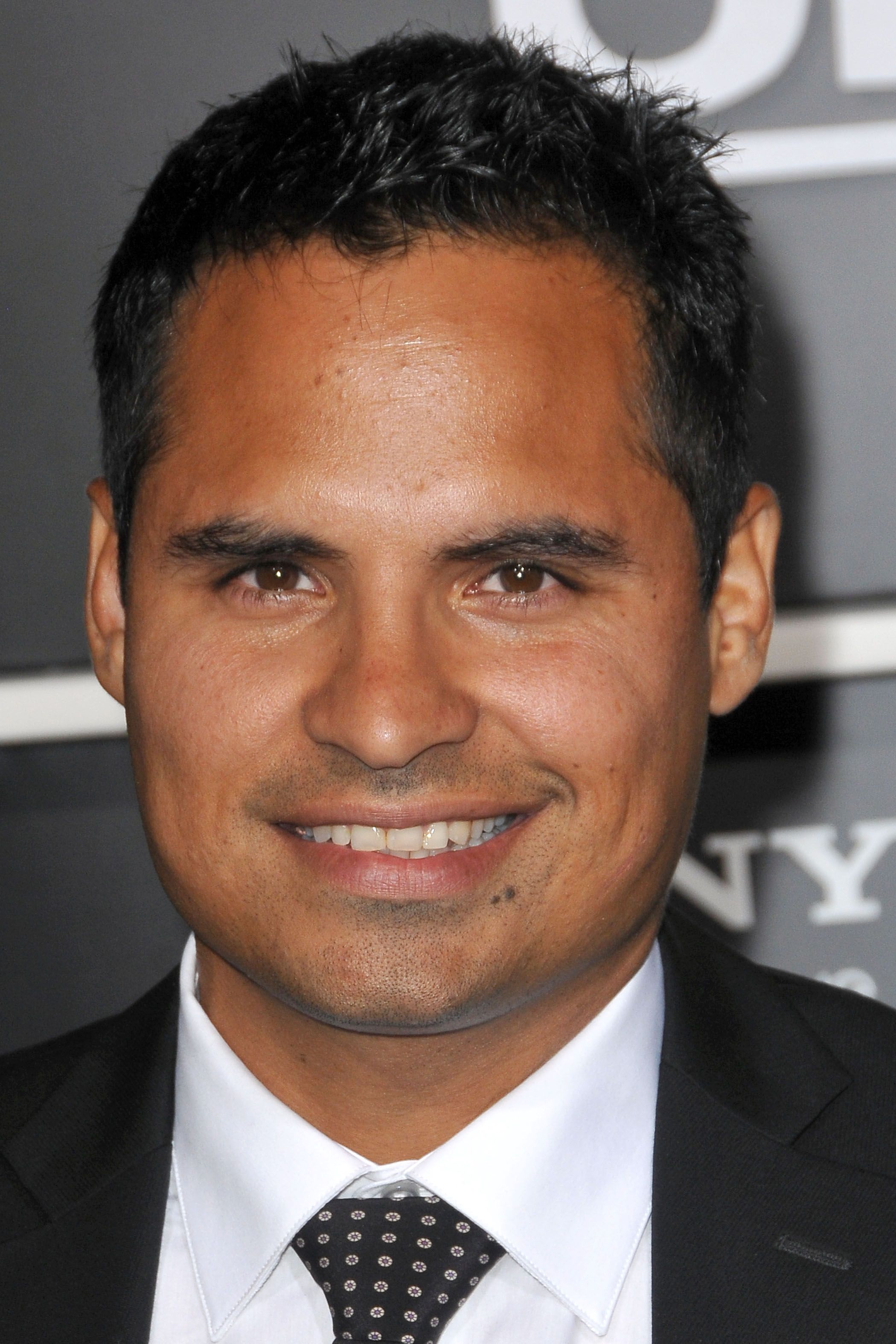 Kopfschuss von Michael Pena