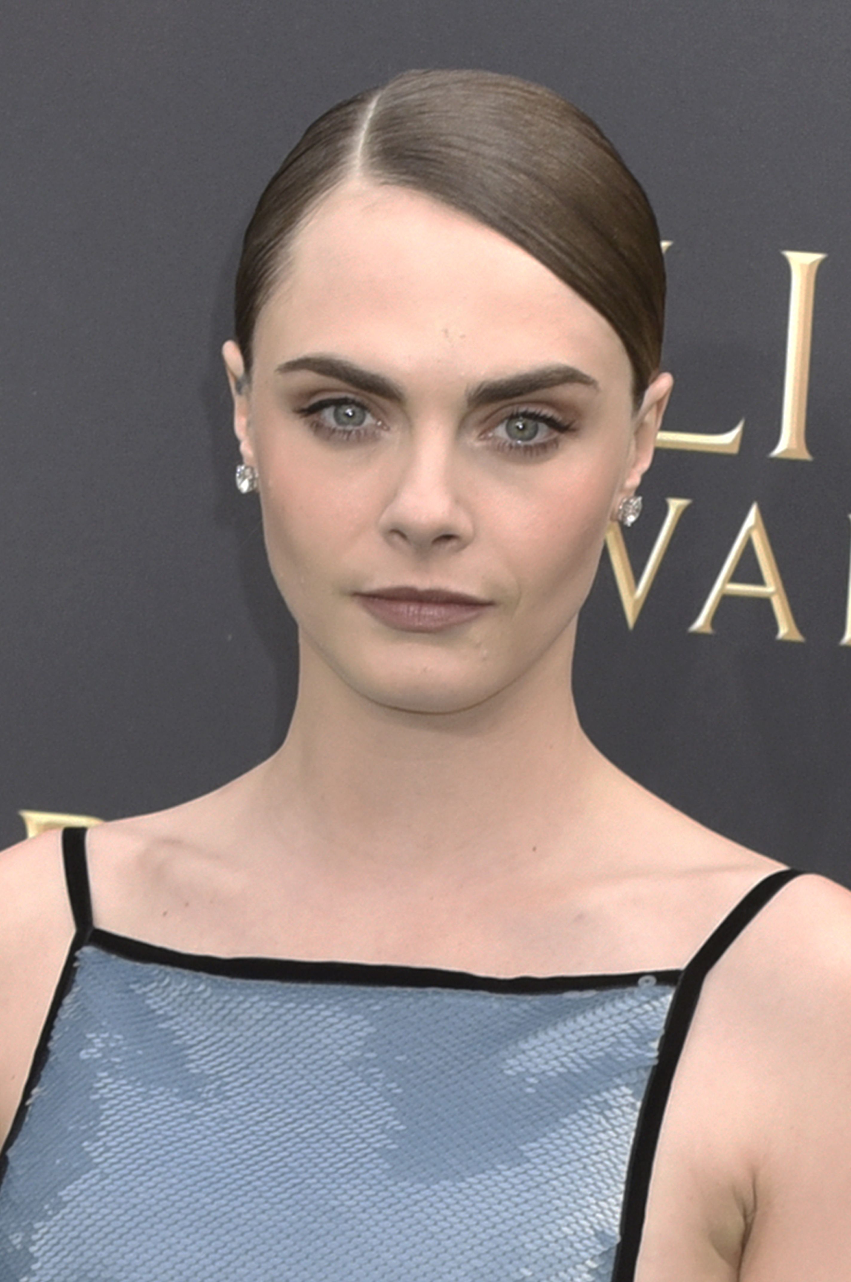 Headshot of Cara Delevingne