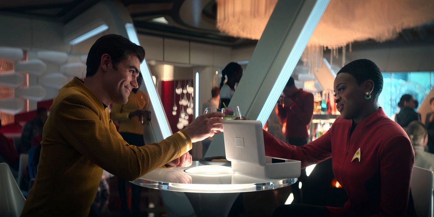 Kirk y Uhura se conocieron de la misma manera en 2 universos de Star Trek