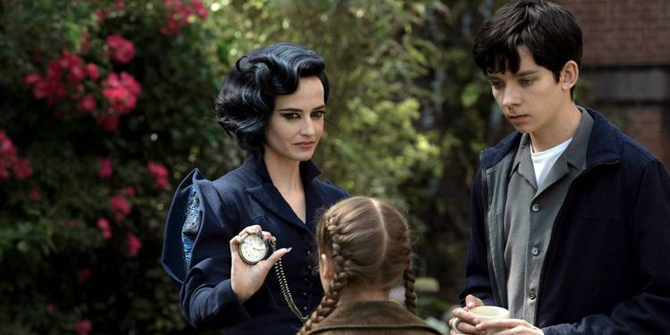 Miss Peregrine and Jacob talk to a girl in Miss Peregrine's Home for Peculiar Children