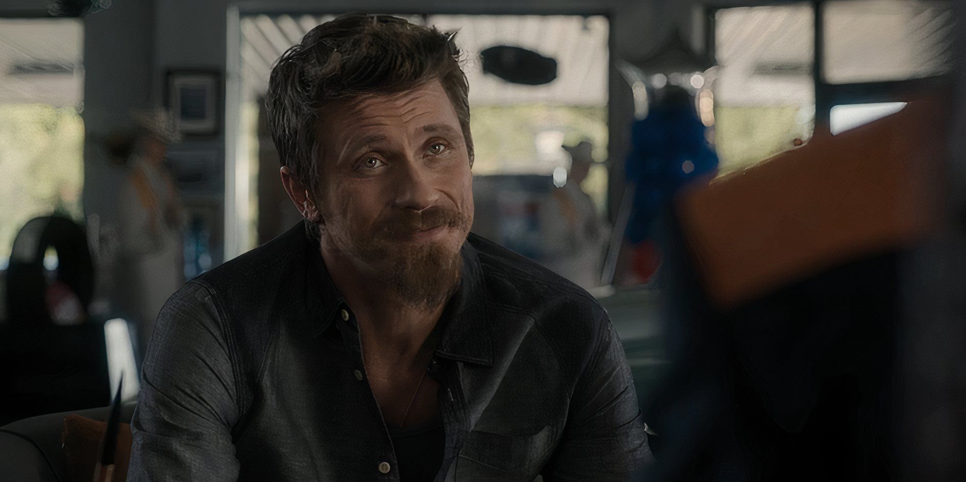 El papel más importante de Garrett Hedlund en la temporada 2 de Tulsa King es exactamente lo que necesitaba el programa