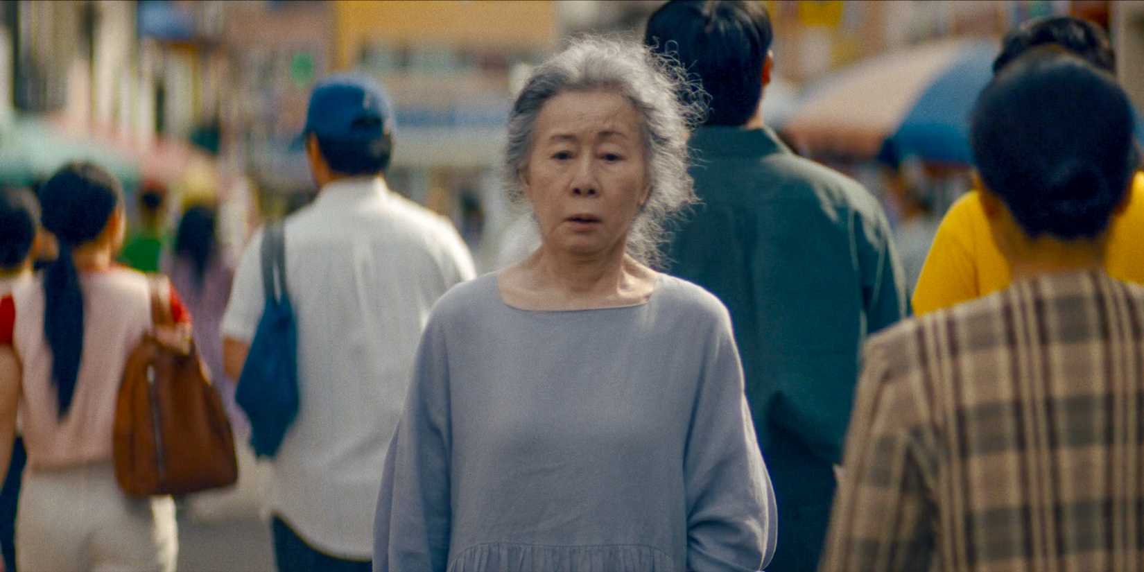 Старшая Сонжа (Юн Ю-джунг), размышляющая, что сказать Като в 8-й серии 2-го сезона "Пачинко"