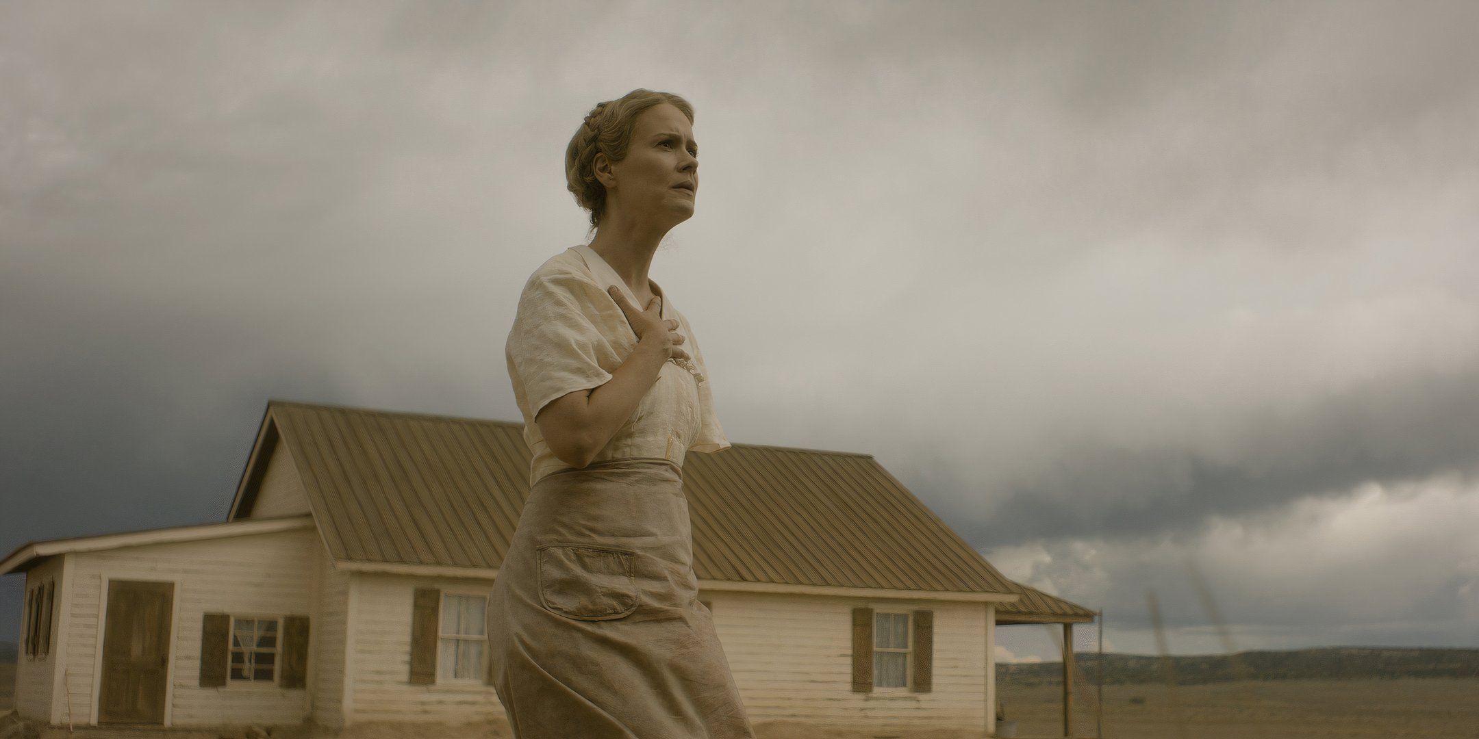 Hold Your Breath Review: Sarah Paulson Is Great In Psychological Horror That Doesn't Earn Its Genre Place