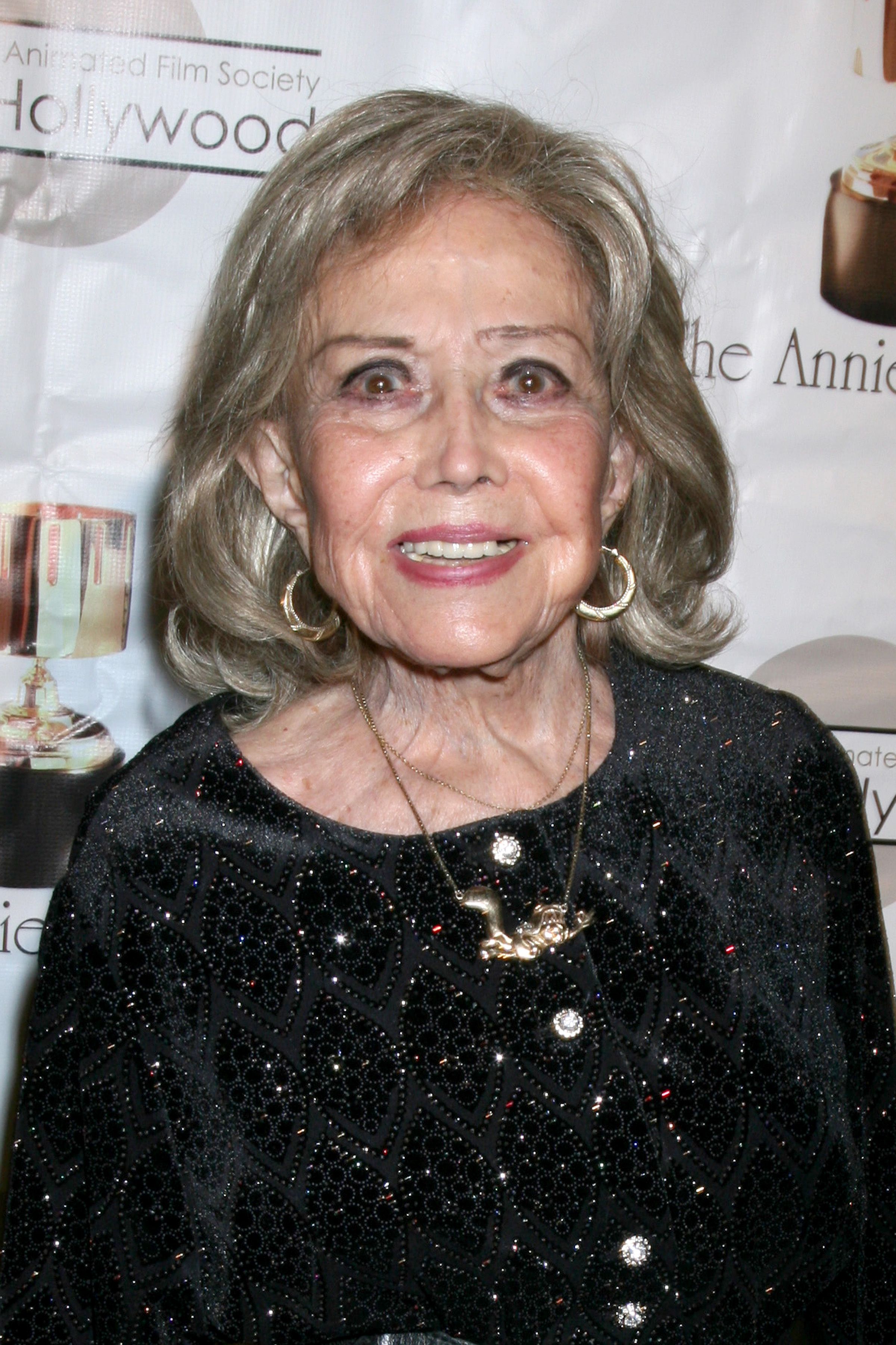 Фото Юни Форэй