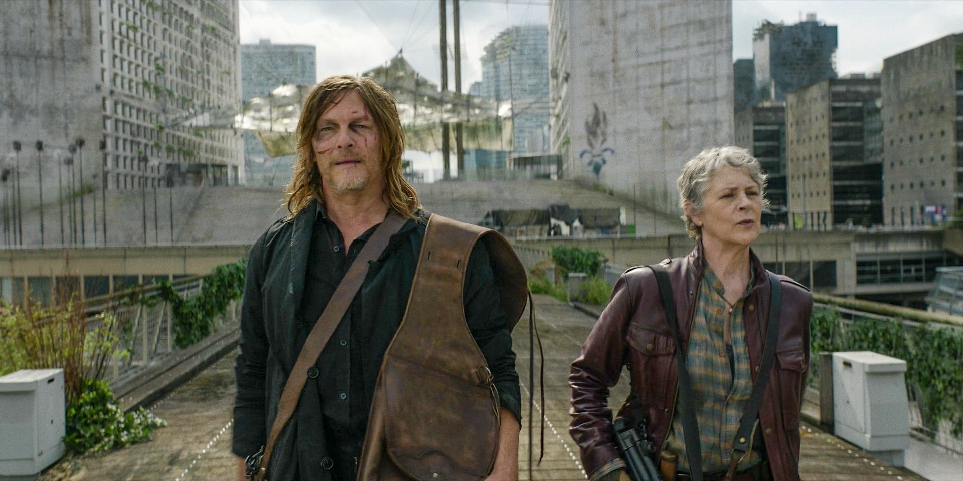 ¿La temporada 3 de Daryl Dixon está realmente ambientada en España? Porque Daryl y Carol van por el camino equivocado