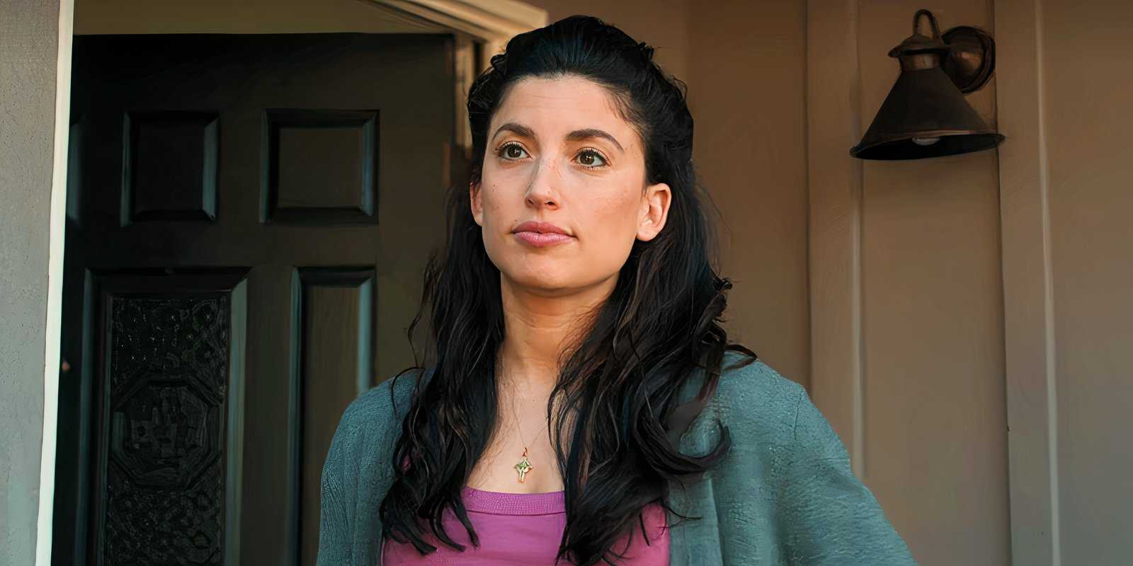 Tania Rafferty Tania Raymonde's The Lincoln Lawyer Season 3 Character Surprisingly ...