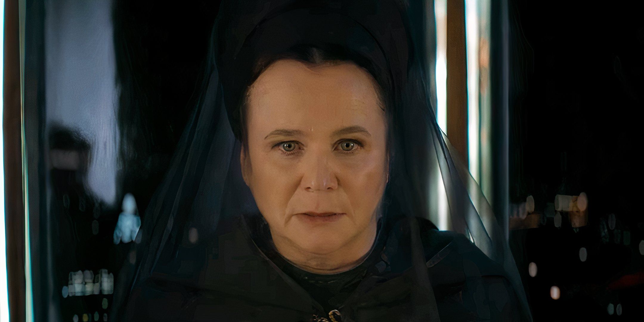 Emily Watson looking forward intensely as Valya Harkonnen in Dune: Prophecy