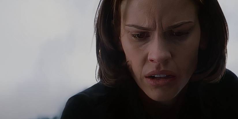 Hillary Swank in Insomnia