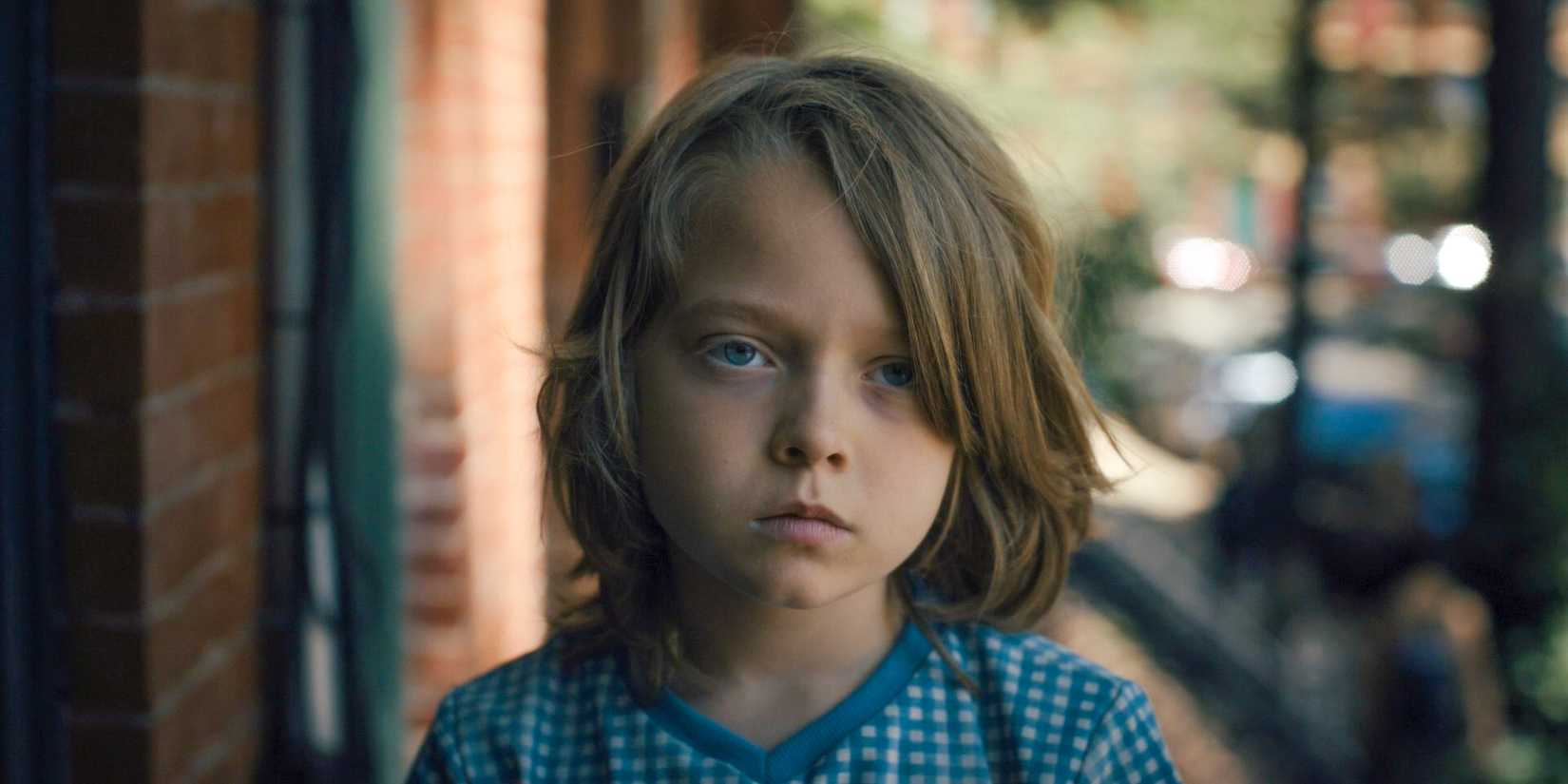Noah (Jacob Tremblay) appears at Eli's front door in Before Season 1 Episode 1