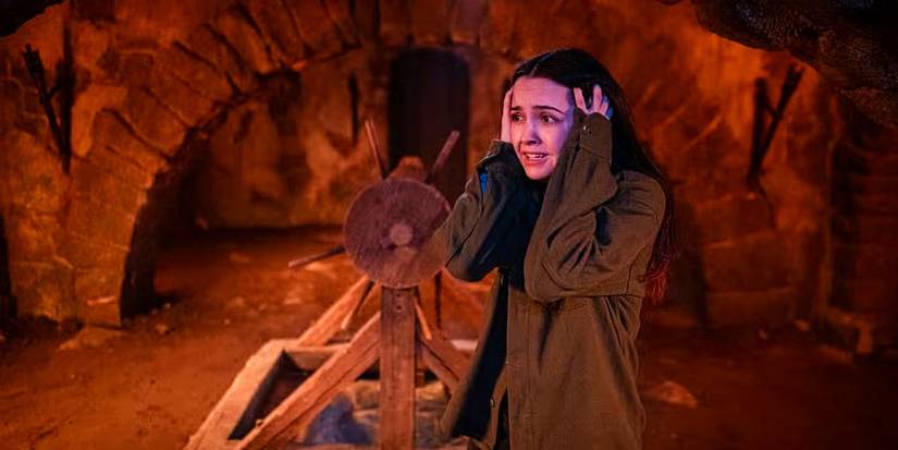 bright from s3e8 julie hannah cheramy dungeon cropped