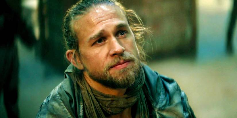 Charlie Hunnam staring at Kora in Rebel Moon Part One