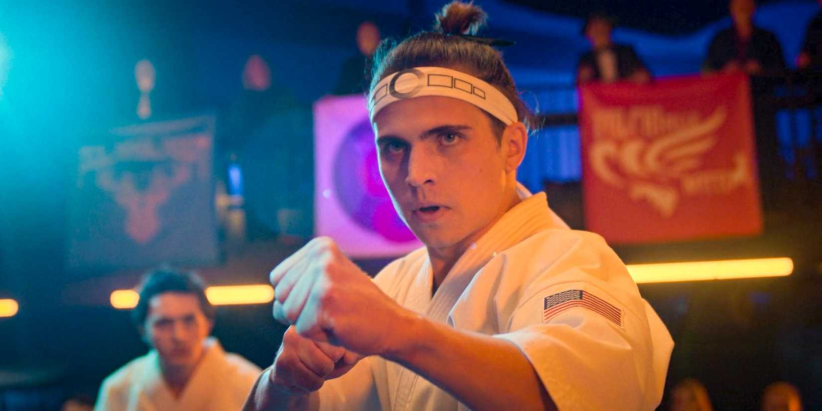 Robby Keene (Tanner Buchanan) with his guard up, ready for his match in Cobra Kai Season 6 Ep 9