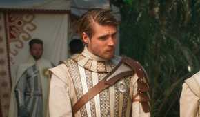 Dain Bornhald in his uniform as a Child of the Light in the Wheel of Time