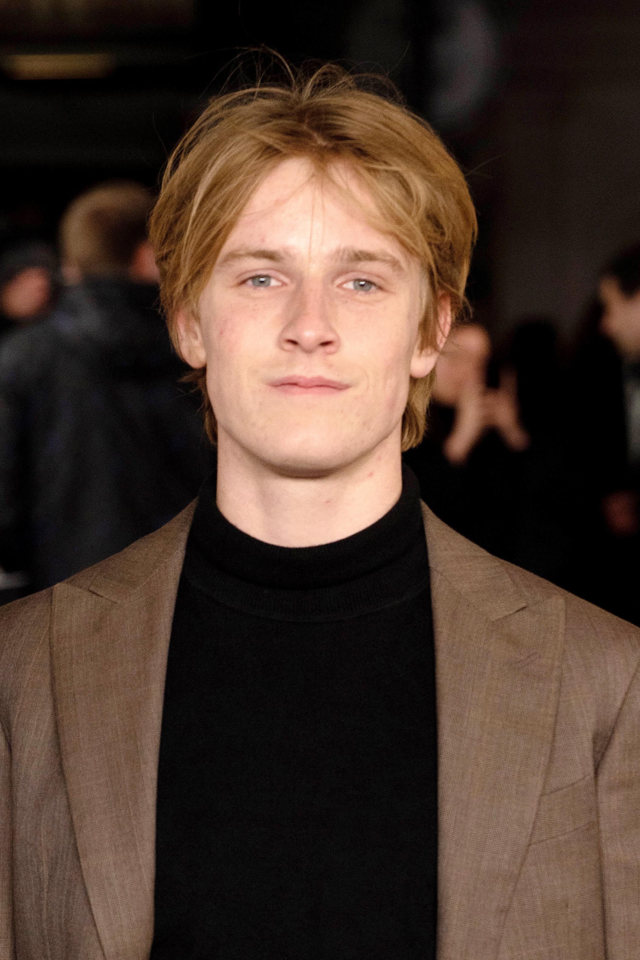 Headshot Of Louis Hofmann