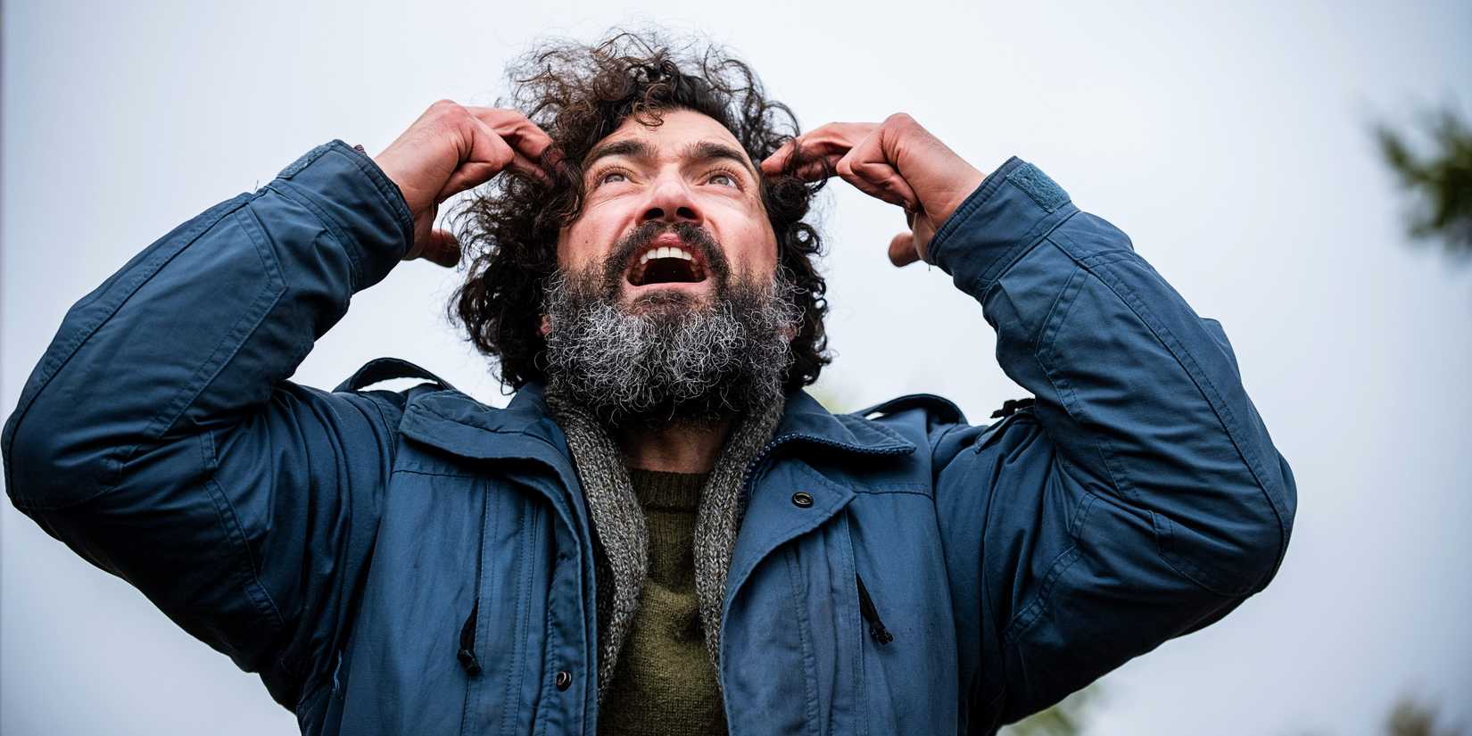 Jade yelling with his hands on his head in From season 3 finale