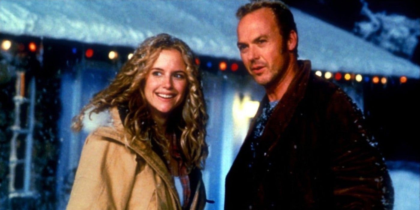 La nueva película navideña de Netflix es un gran recordatorio para ver el fracaso navideño subestimado de 40 millones de dólares de Michael Keaton de hace 26 años