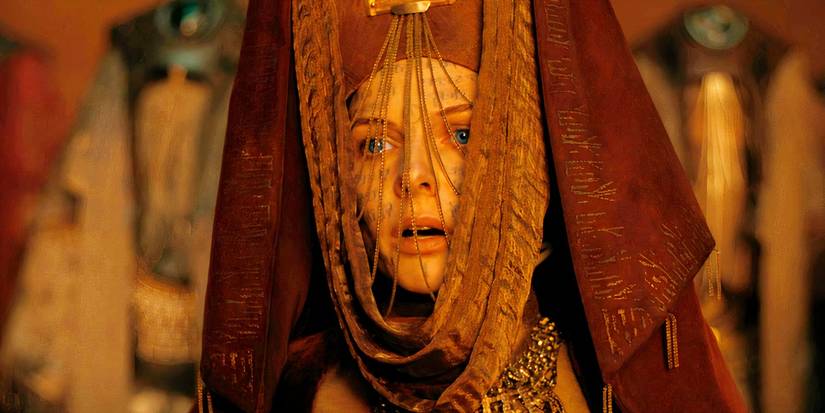 Rebecca Ferguson como Lady Jessica se vistió con el uniforme de la Reverendo Madre en Dune Parte Dos