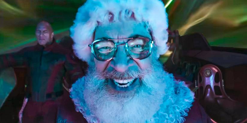 Nick and Callum Drift traveling at full speed on the sleigh in Red One