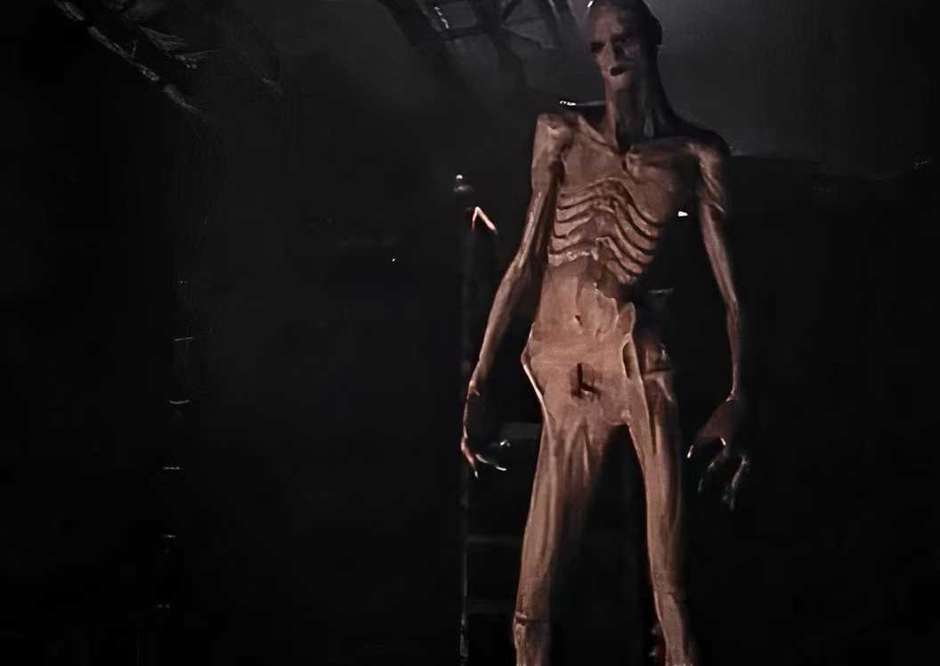 Who Plays Alien: Romulus' Human Alien Offspring & How Tall He Is