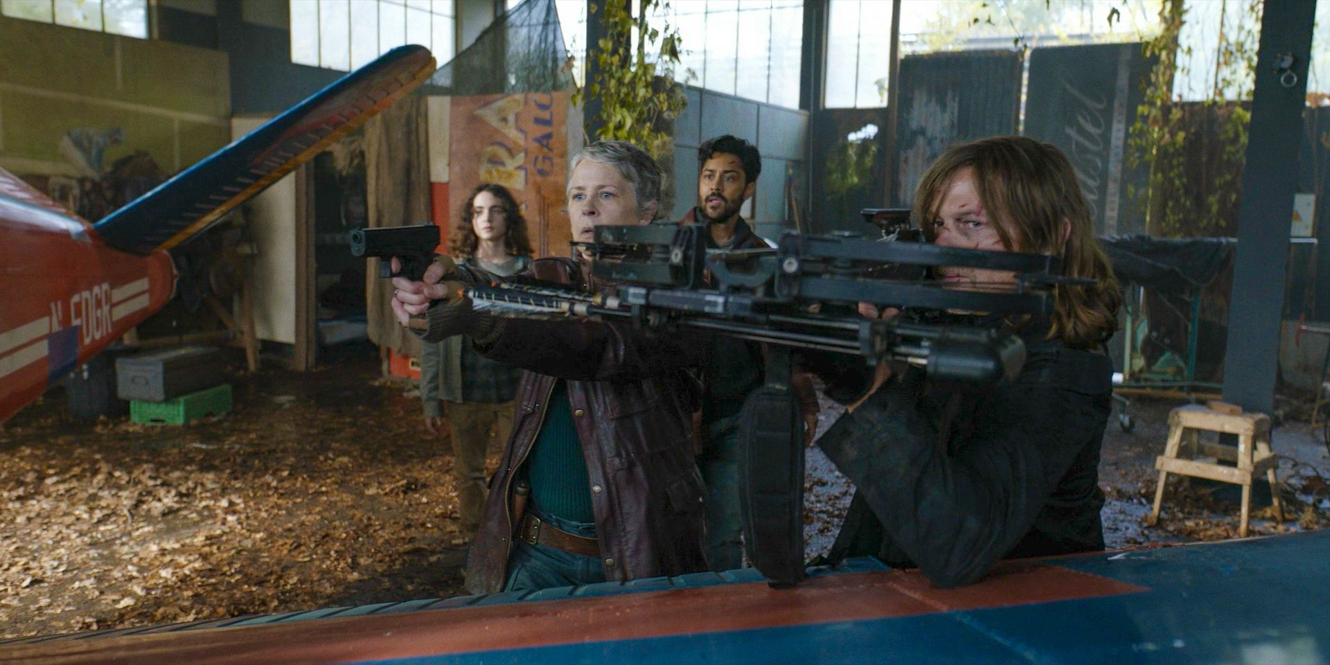 The Return Of Daryl Dixon's Iconic TWD Crossbow Means He Has 2 Signature Weapons In Season 3