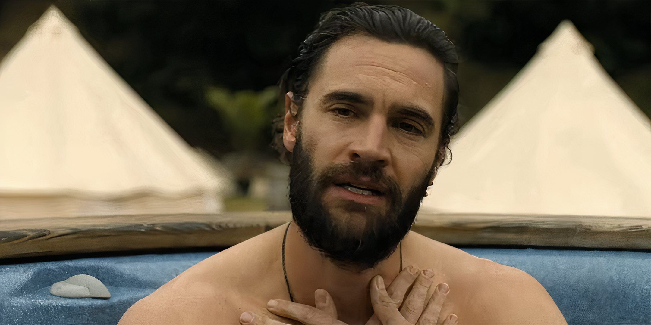 Tom Bateman durante le riprese