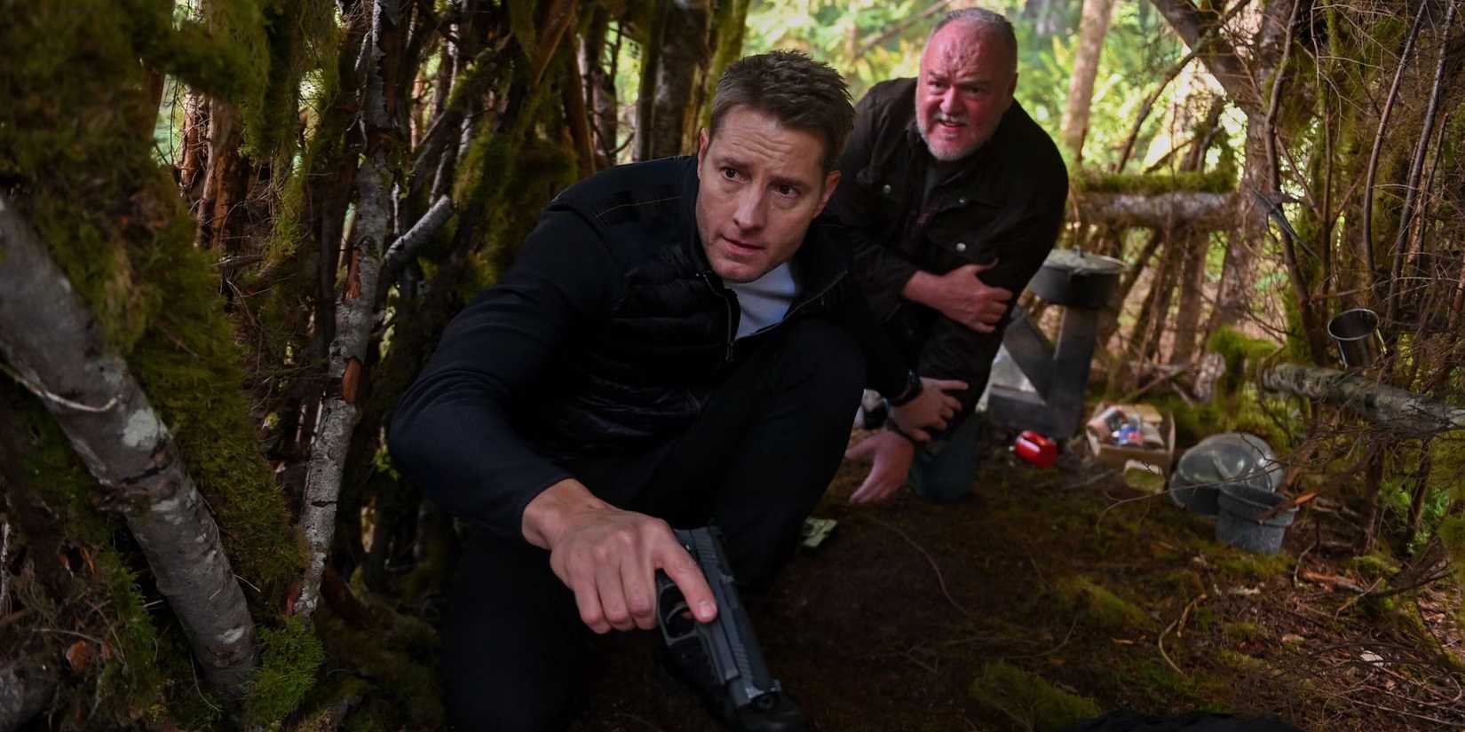 Colter Shaw (Justin Hartley) & Keaton (Brent Sexton) Hiding From The Killer In Tracker Season 2, Episode 6, "Trust Fall"